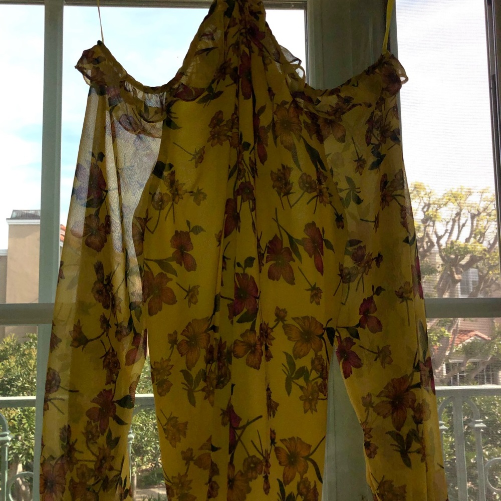 Scripted Blouse - Picture 3 of 4